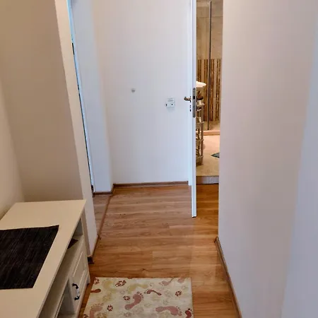 Apartamento Izida Palace Garden Oasis